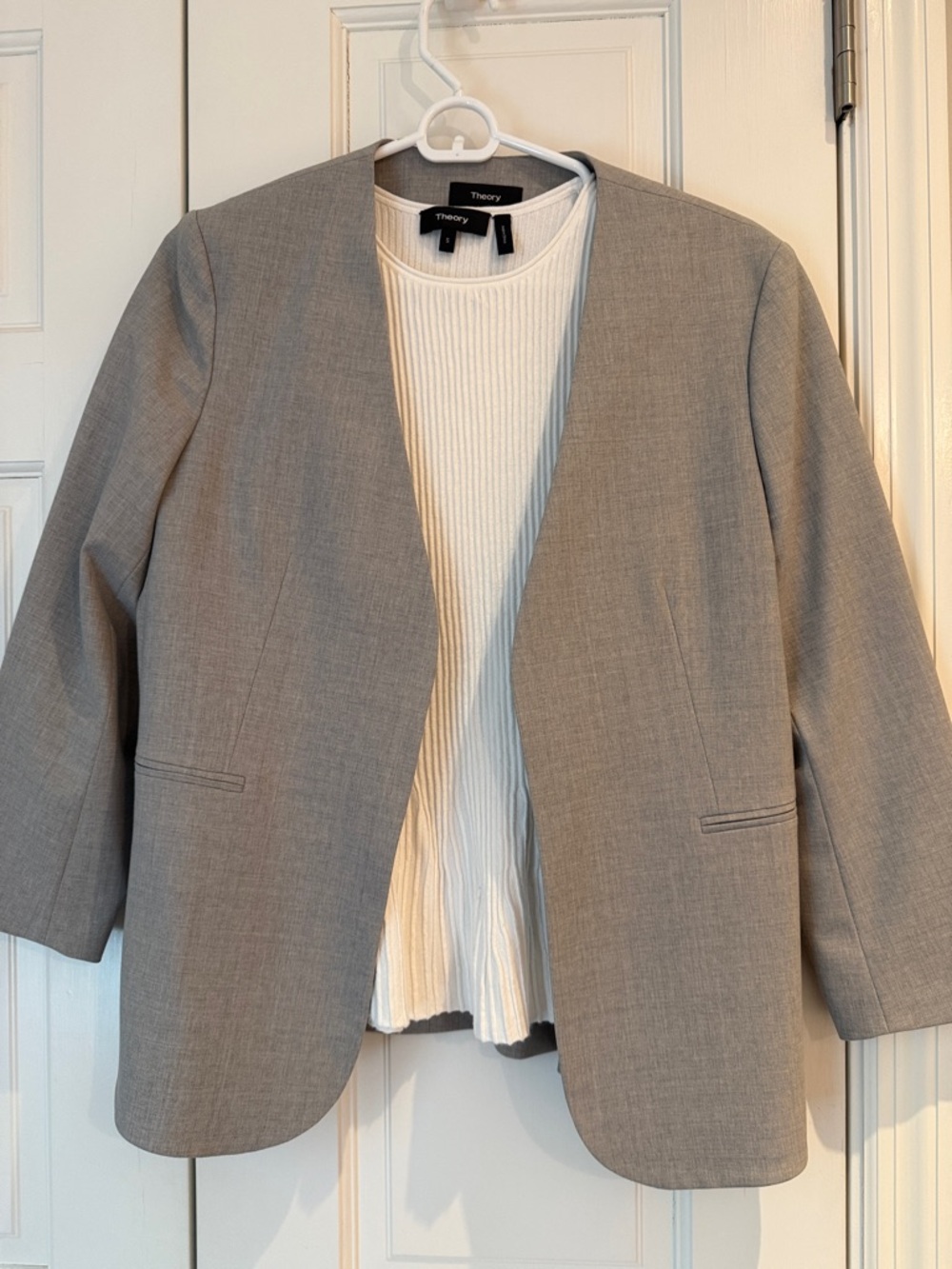 Theory suit with Collarless Open-Front Gray Blazer and pleated slacks size 6
